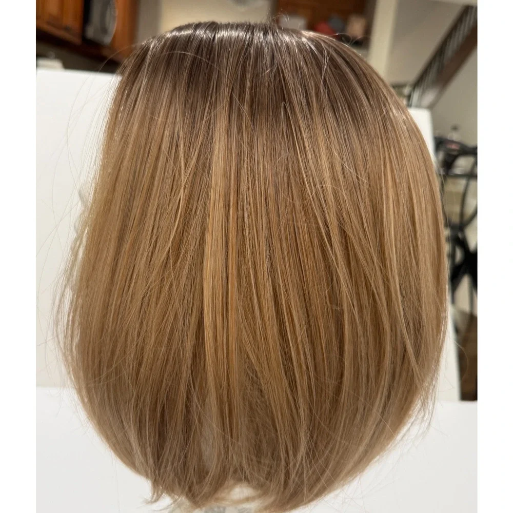 Natural Ash Brown‎ Shoulder-Length Wig Straight Medium-Length Fiber Wig w/stand